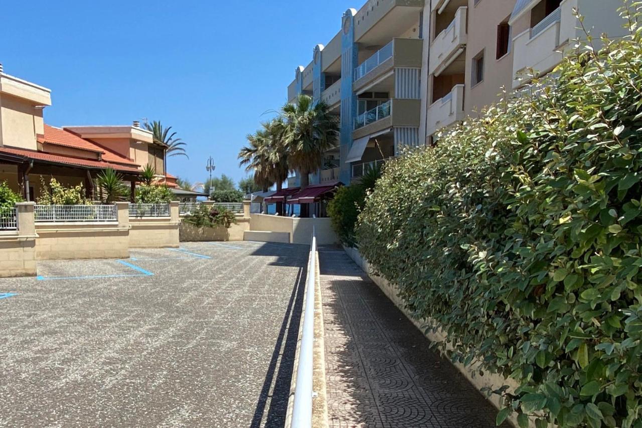 La Rotonda - Casa Vacanze Giovinazzo Exterior foto